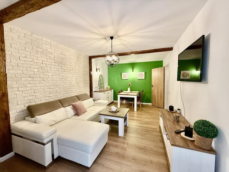 Apartament cu 2 camere de inchiriat zona Gara-Traian  cu terasa mare - 1