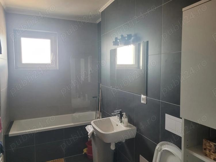 De inchiriat apartament 2 camere - 2