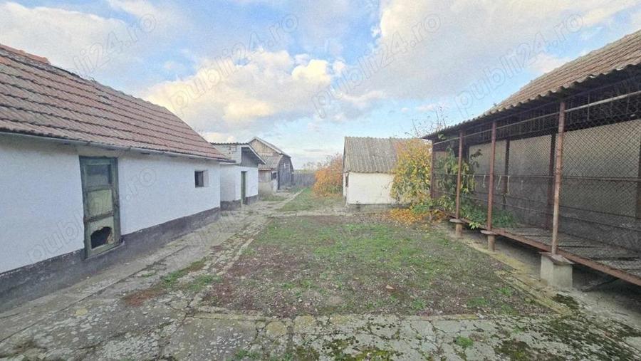 Casa de vanzare, loc. Cefa - 14