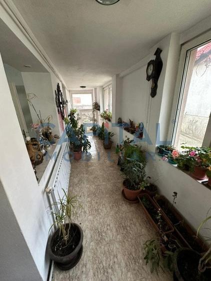 Comision 0%, casa in Calnic cu 3 camere si teren 1000 Mp - 2