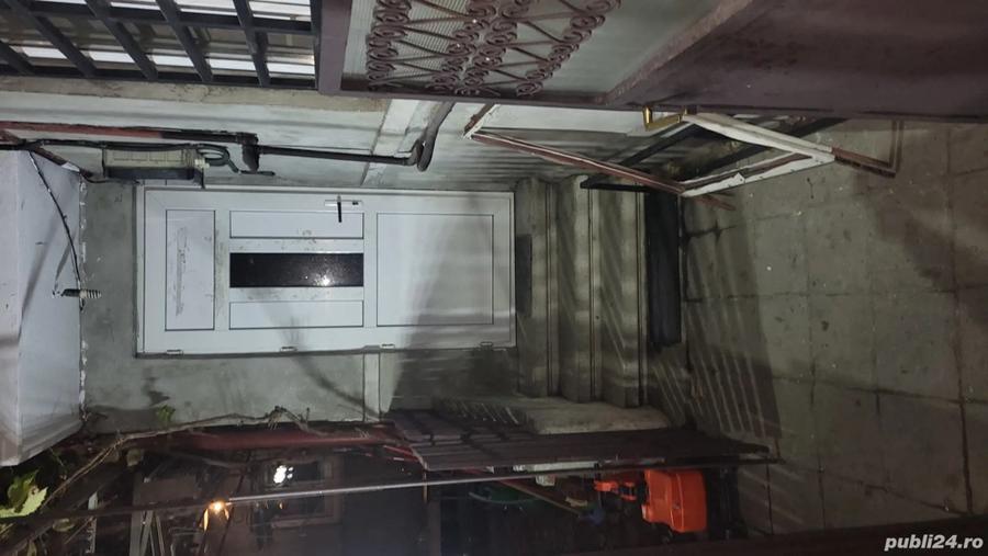 Ofer spatiu comercial stradal - 1