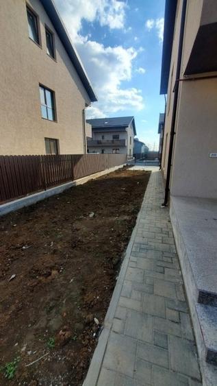 Case Dobroesti cu panouri fotovoltaice - 8