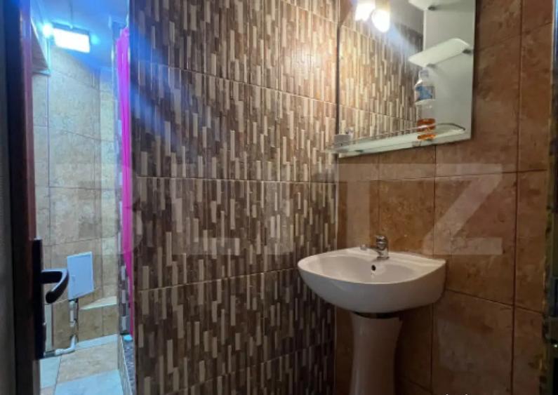 Apartament cu 3 camere, decomandat, 65 mp, zona Materna - 2