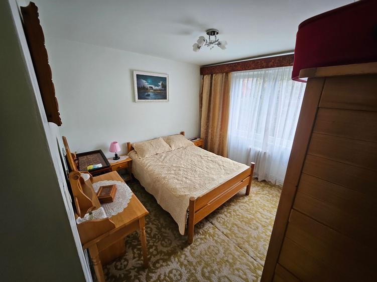 Vand apartament cu 3 camere, cartierul Unirii - 3