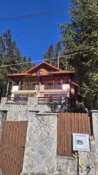 Vila duplex de vanzare cu 4 camere in Azuga - 1