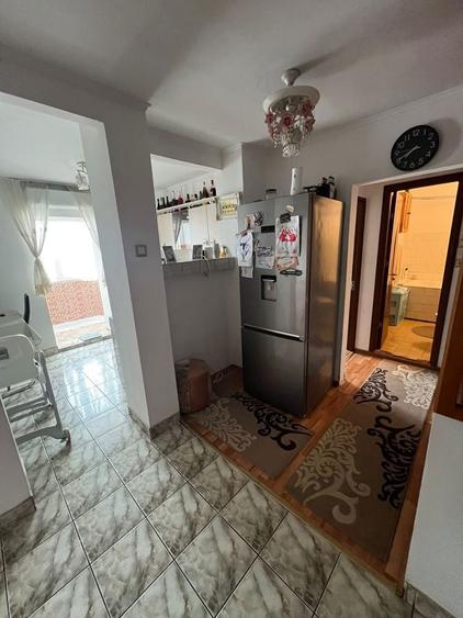 Vand pb 2 camere velenta! Etajul 4/4! - 2