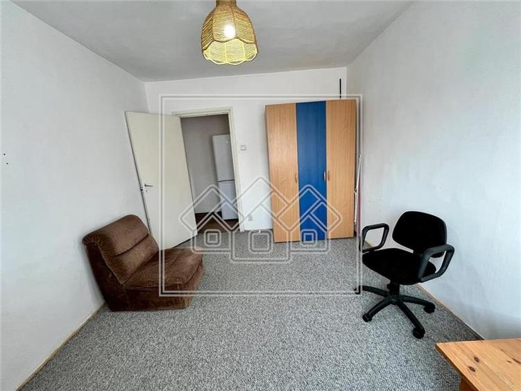 Apartament de vanzare in Sibiu - 2 camere - bloc cu lift - 7