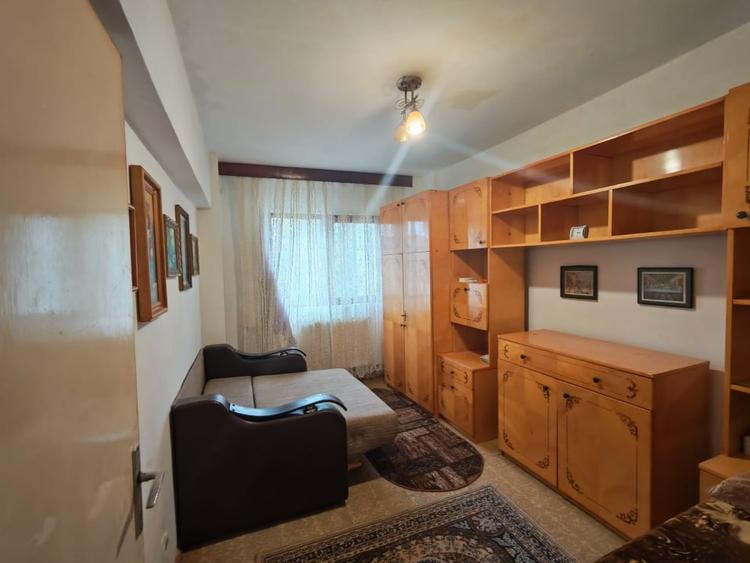 Apartament 3 camere str Emil Racovita - 11