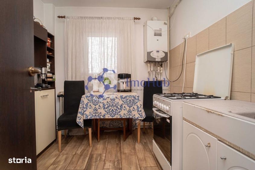 Apartament de vanzare, etajul 2/4 - 2