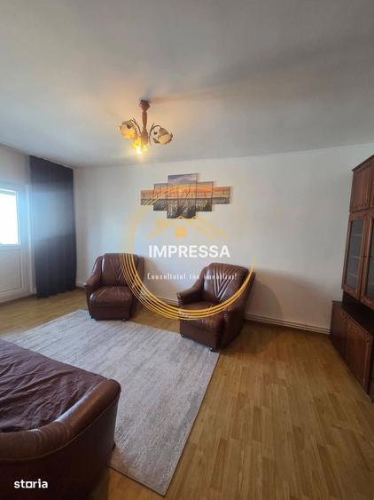 Se vinde apartament 4 camere, pozitie foarte buna 91.0000e etaj 2 - 4