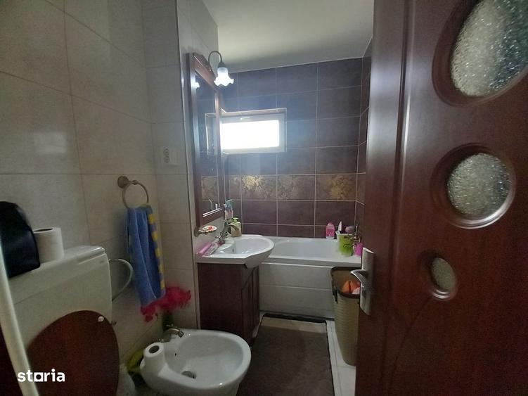 Bd. Bucuresti - langa Termodinamic, apartament 4 camere, etajul 1!! - 3