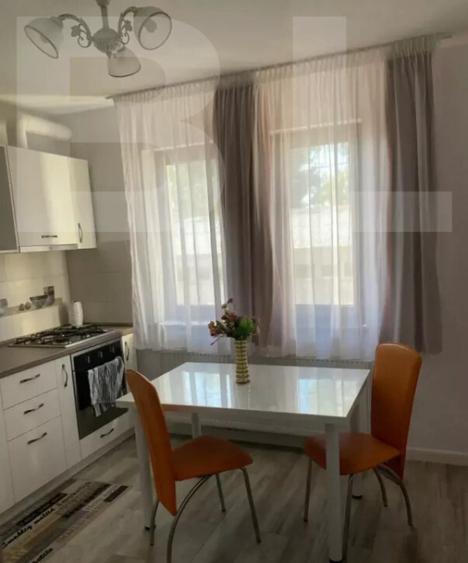 VILA DE INVESTI?IE CU 4 APARTAMENTE ?I 2 SPA?II COME - 1