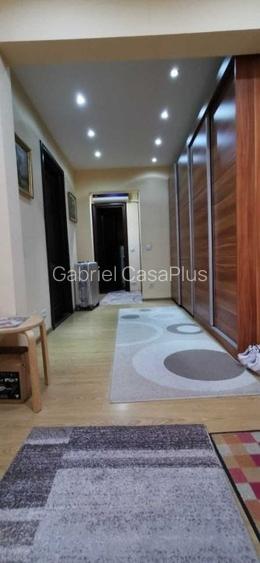PALAS !! Apartament 3 cam decomandat foarte ingrijit.