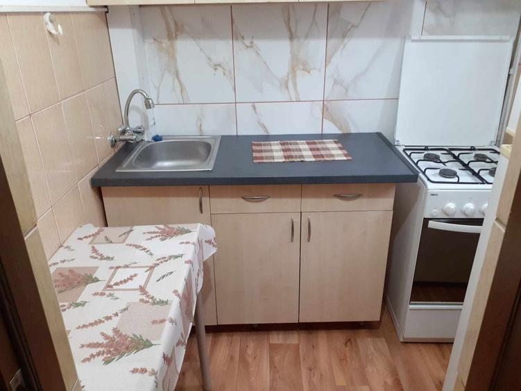 Inchiriez apartament 1 camera confectii - 2