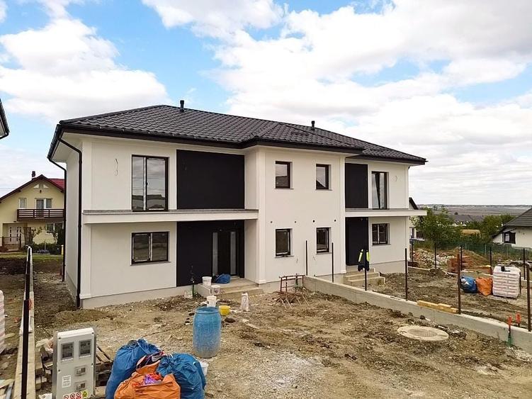 Casă cu 3 camere în Exterior Vest