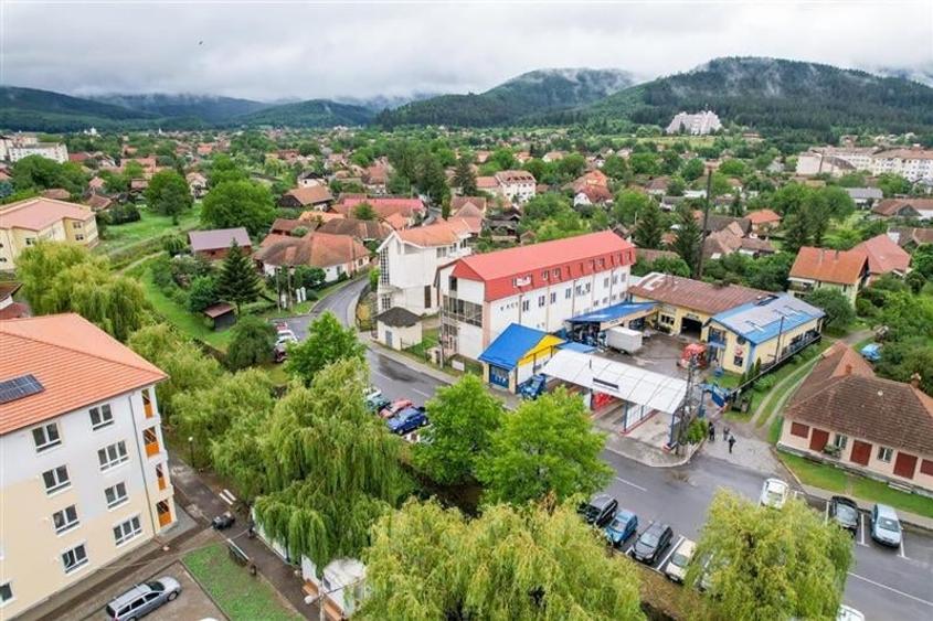 FILM! Spatiu comercial pe 150mp, compozitie adaptabila, Central, Covasna - 1