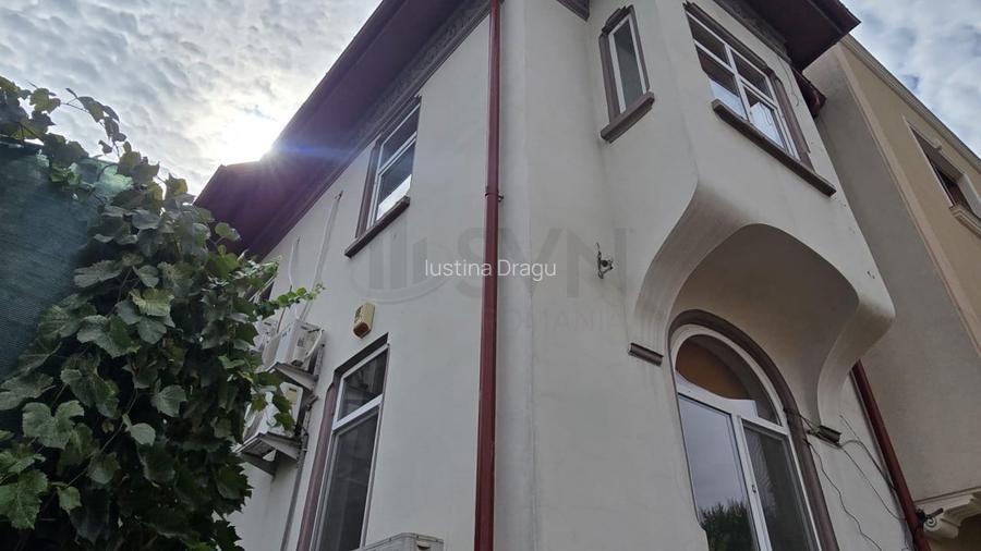 REV2005168 Vila de vanzare Mosilor