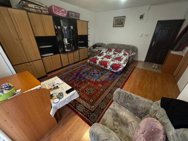 Apartament 1 camera, 33 MP, Zona Avram Iancu, Floresti - 1