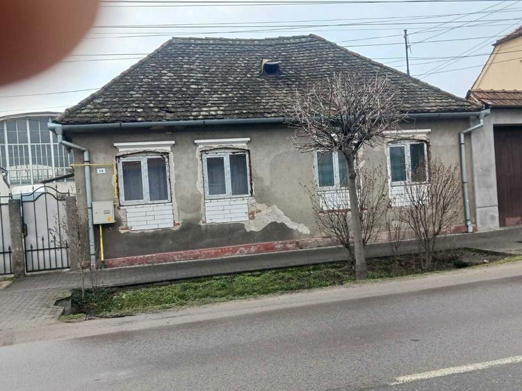 Oportunitate Investitie Cota 55% Casa Ultracentrala, Sebes (Zona A) Str. Dorobanti langa piata - 2