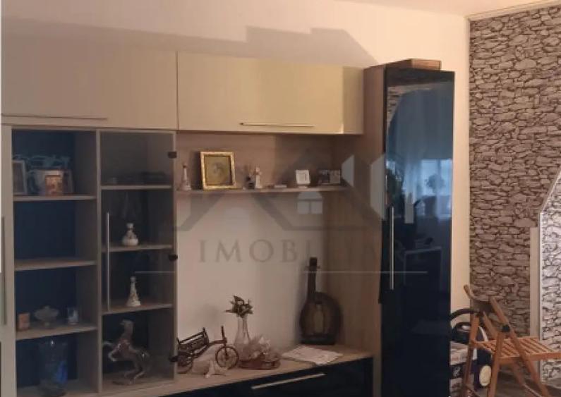 Tomesti Ap. 2cd s=50mp renovat, et 4/4 cu pod bloc pe cadre - 12