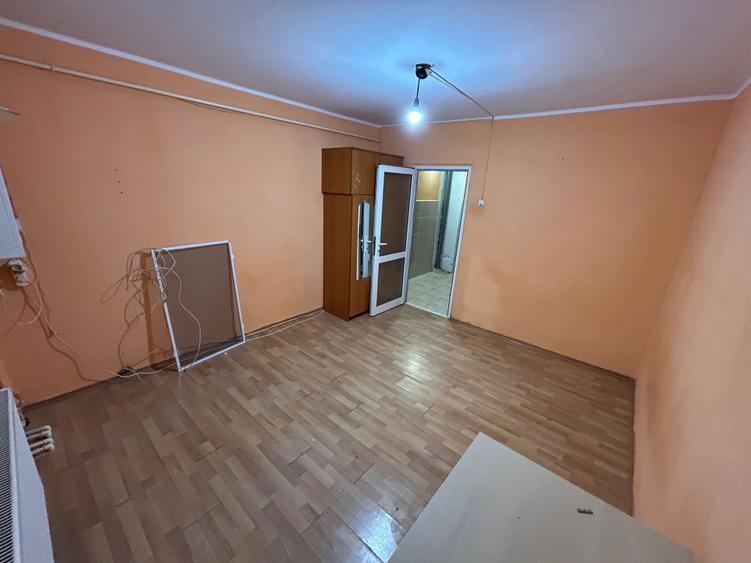 Garsoniera cu centrala proprie spatiu dublu | Ideala pentru investitie - 3
