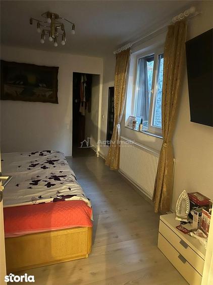 Casa P+E , teren 300 mp, pretabila - clinica, birouri, locuinta - Parc - 7