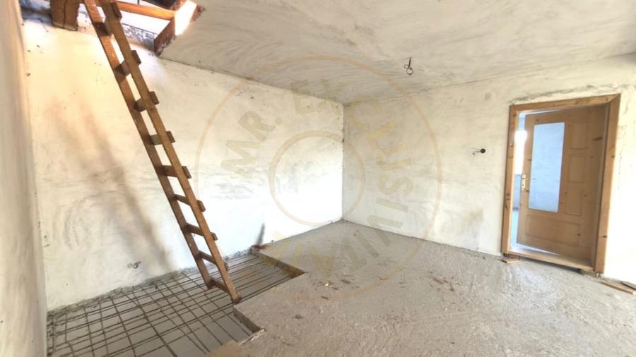 Casa generoasa cu teren de 1186 mp intravilan-Retevoiesti -Pietrosani-Arges! - 6