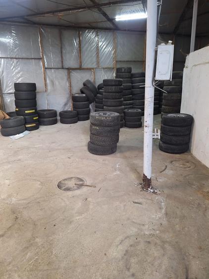 Far - Abator , hala 210 mp, platforma betonata, acces TIR - 9