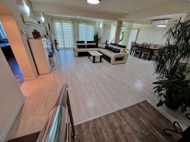 Vand casa Geamana , Bradu - 1