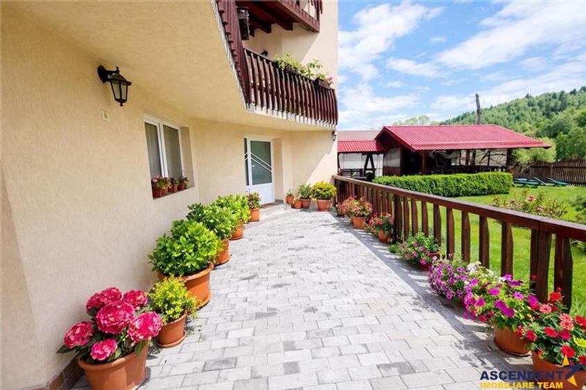 Rezidential/ Pensiune in decor de poveste,  Moieciu, Bran - 14