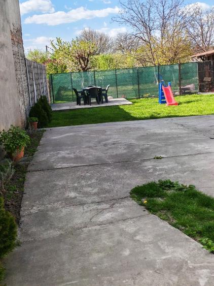 Casa renovata complet, 3 dormitoare, 780 mp teren zona excelenta Pec - 7