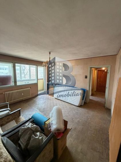 Apartament 3 camere/Semidecomandat/ Nemobilat - 2