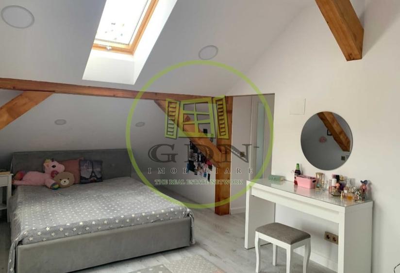 Proprietate 5 camere, suprafata  totala 600mp,oferita spre vanzare in Sura Mica. - 8