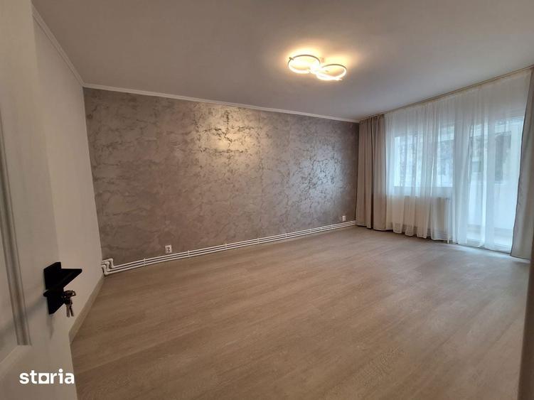 Apartament 3 camere decomandate,renovat,etaj 1,Piata Sud - 10