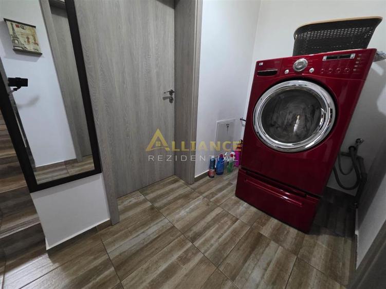 Vila cu 4 .camere 3. bai --249 mp utili - teren 881mp - 23