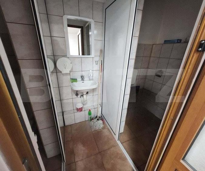 Spatiu comercial de inchiriat, 60 mp, zona-centrala - 1