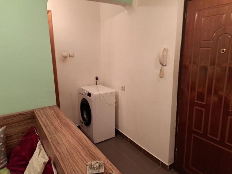 Inchiriez Ap 2 camere decomandat in strand - 3