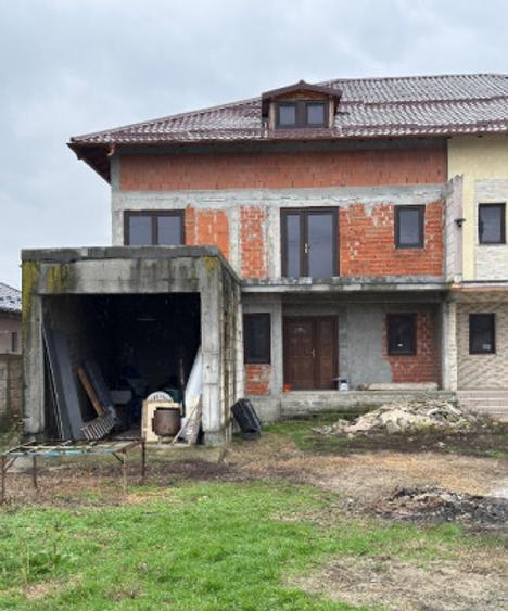 Duplex Postarnacu, Dambovita - 2