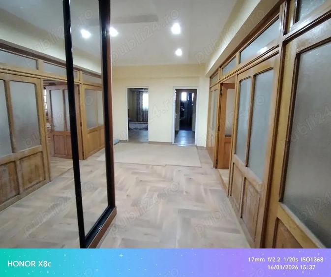 Ap. 4 cam D, Et. 1,220 mp, zona OMV Nicolina-Belvedere - 4