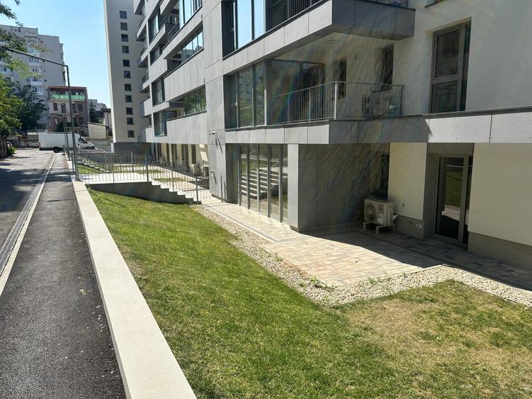 Apartament spatios 4 camere Lacul Tei ~ 3 Bai ~ 110 mp - 14