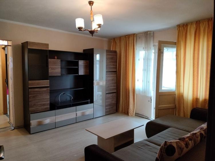 Apartament 2 camere zona Petru Rares - 1