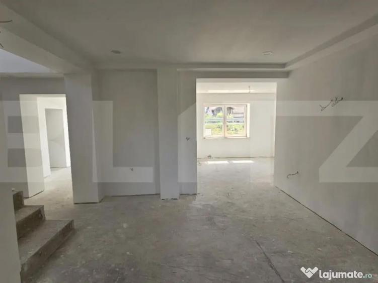 Casa semifinisata de vanzare 200mp, Teren 1000 mp, Decebal - 7