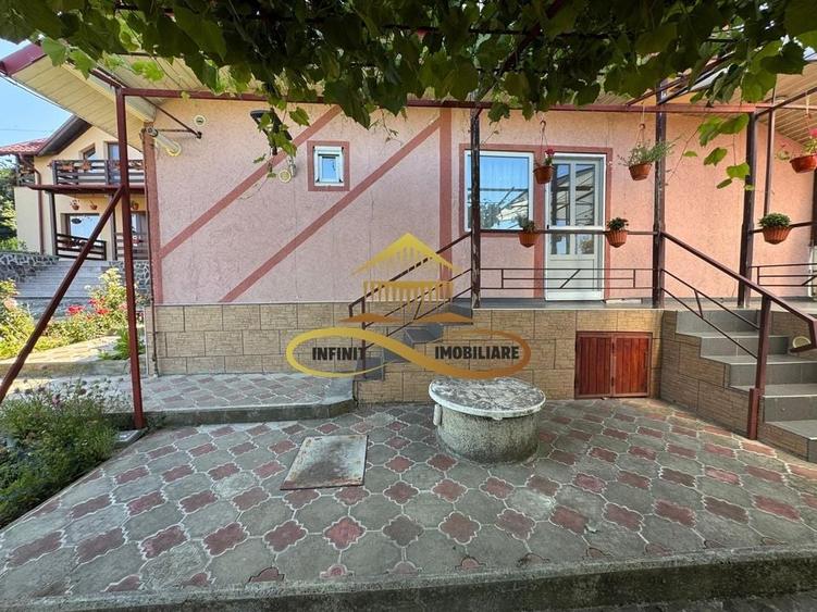 Casa si terasa de vanzare in Magura Bacau - 7