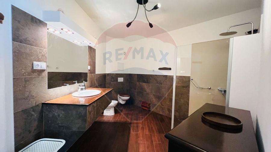 Apartament de lux de închiriat în zonǎ ultracentralǎ - 6