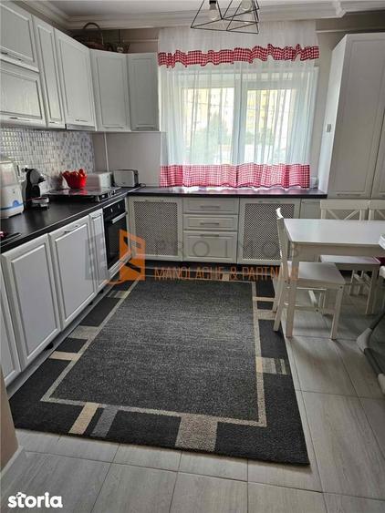 Apartament 3 camere cf 1 decomandat zona Ultracentrala - 2