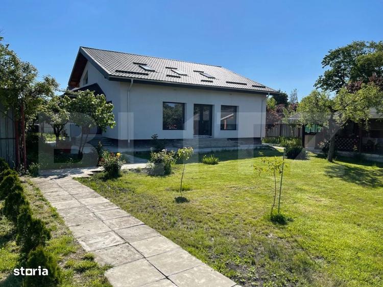 Proprietate 2 case, 223 mp, teren 1.676 mp, zona Lupeni - 17