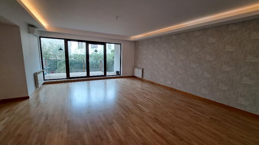 Kiseleff (adiacent), 4 camere de inchiriat,  156 mp, p/5, terasa, curte 150 mp, - 2