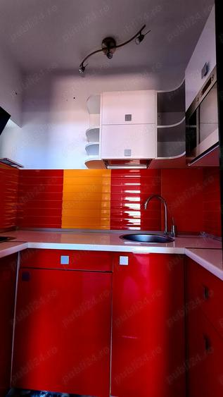 PROPRIETAR - apartament pretabil birouri,140 mp, etajul 1 in vila zona Bd. Mamaia - Universitate - 2