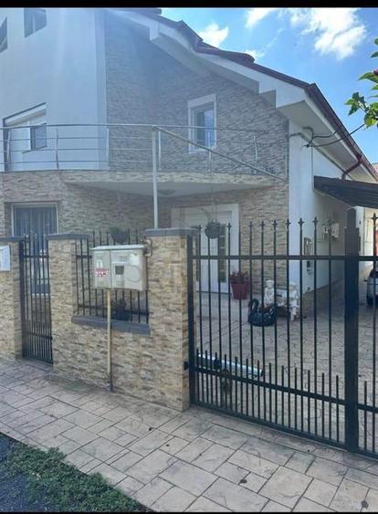 Casa individuala superba - mobilat utilat - posibilate afacere service - asfalt. - 2