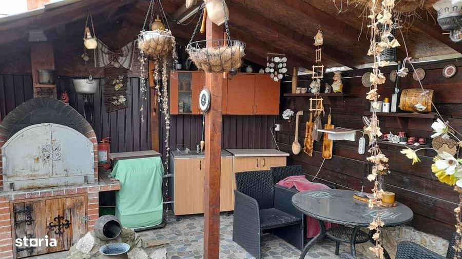 Casă cu 4 camere în Gura Văii